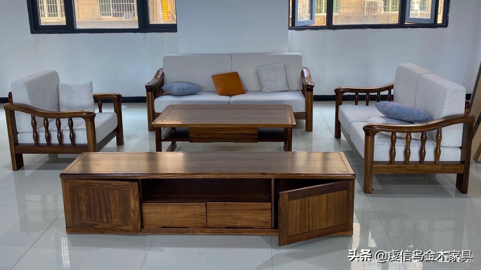 定制家具和成品家具该怎么选购,家具选择小知识有哪些