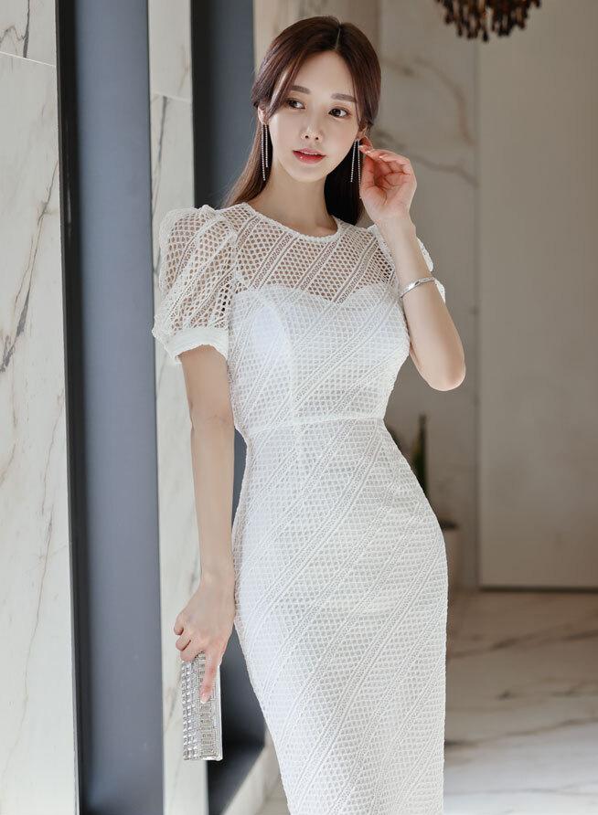 孙允珠黑色包臀针织连衣裙,孙允珠刺绣透纱连衣裙