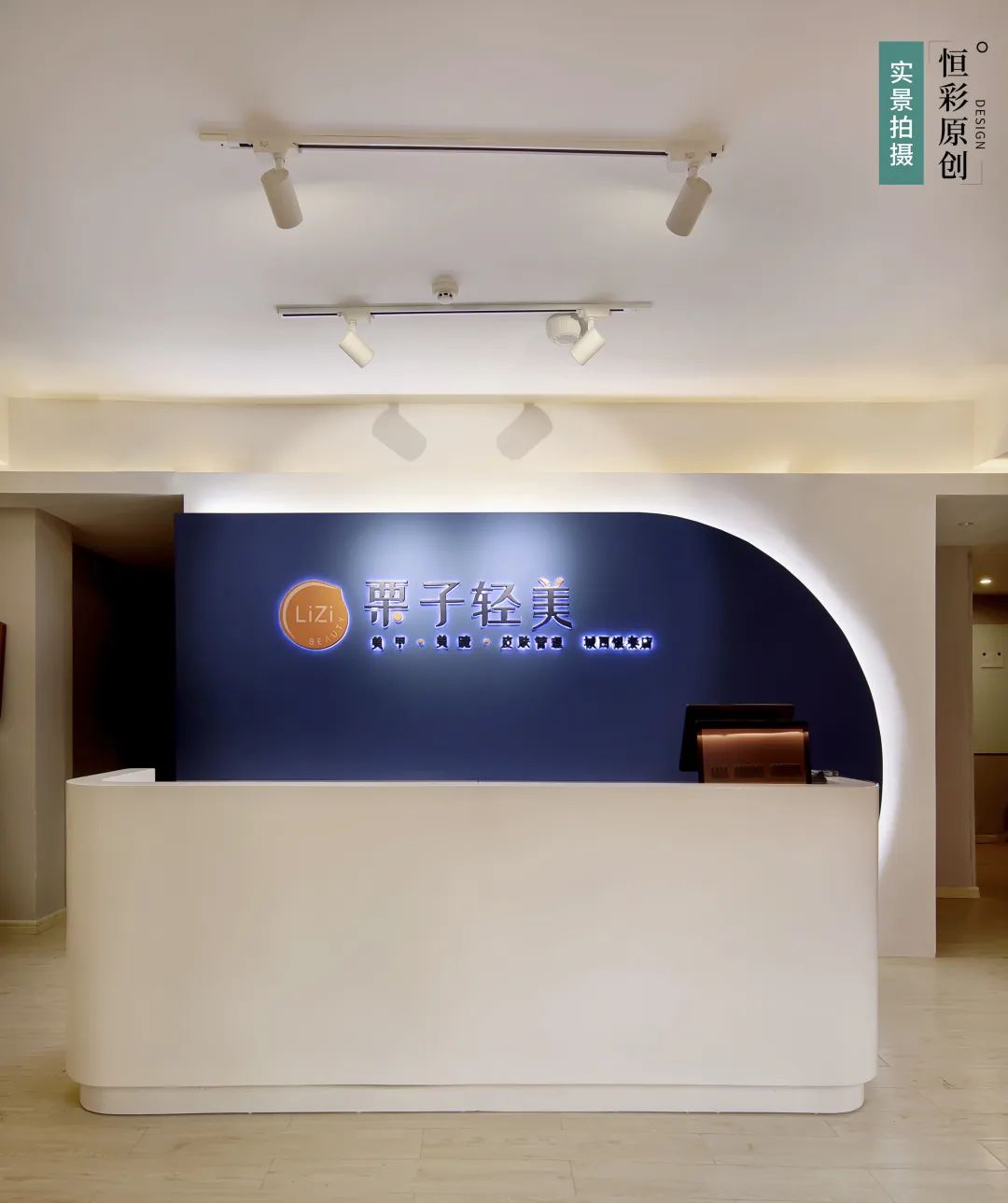 爆闪网红爆款美甲,2022网红爆款美甲亮钻爆闪图片