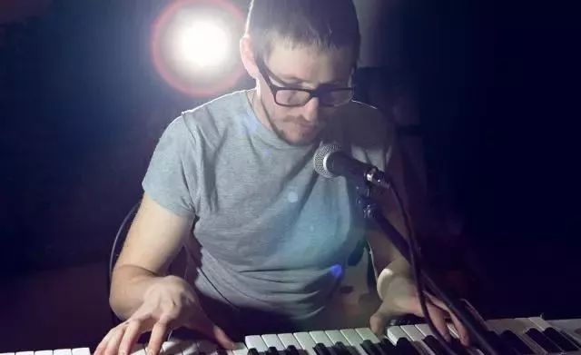 30秒就能学会的钢琴,30分钟学会一首钢琴曲是真的吗