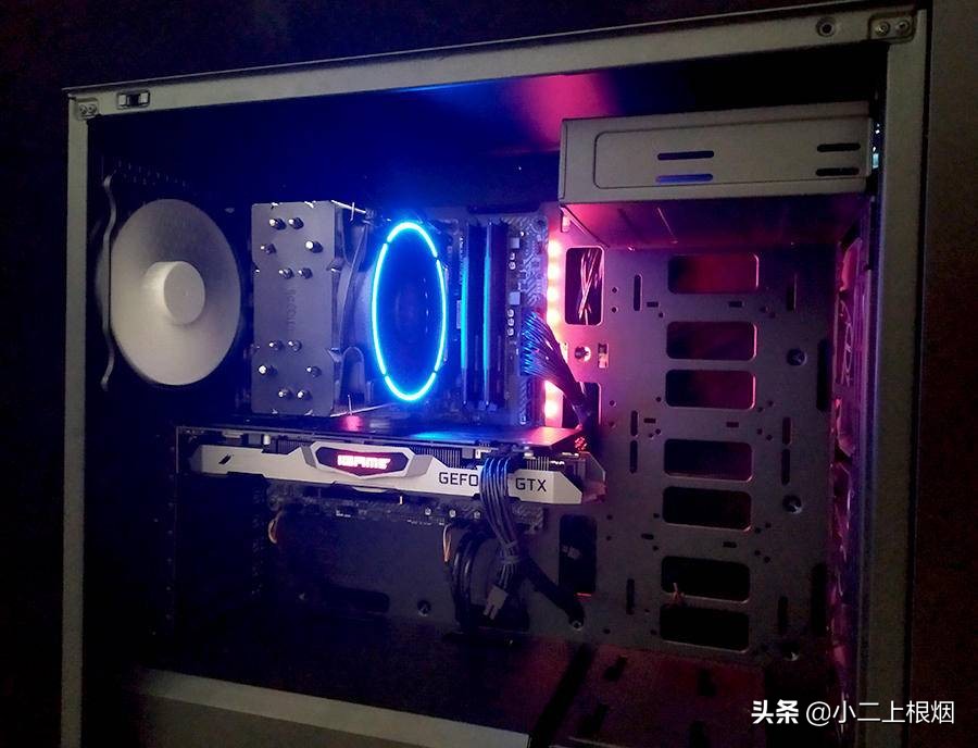 搞机日记:炎炎夏日,给你的CPU降个温吧