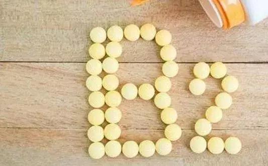 维生素b2几块钱和几百块的b2区别,药店的维生素b2有什么功效