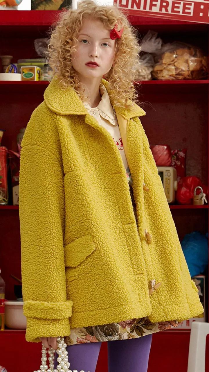 00后妹妹霸占年末荧屏却靠甜系穿搭霸占我的心