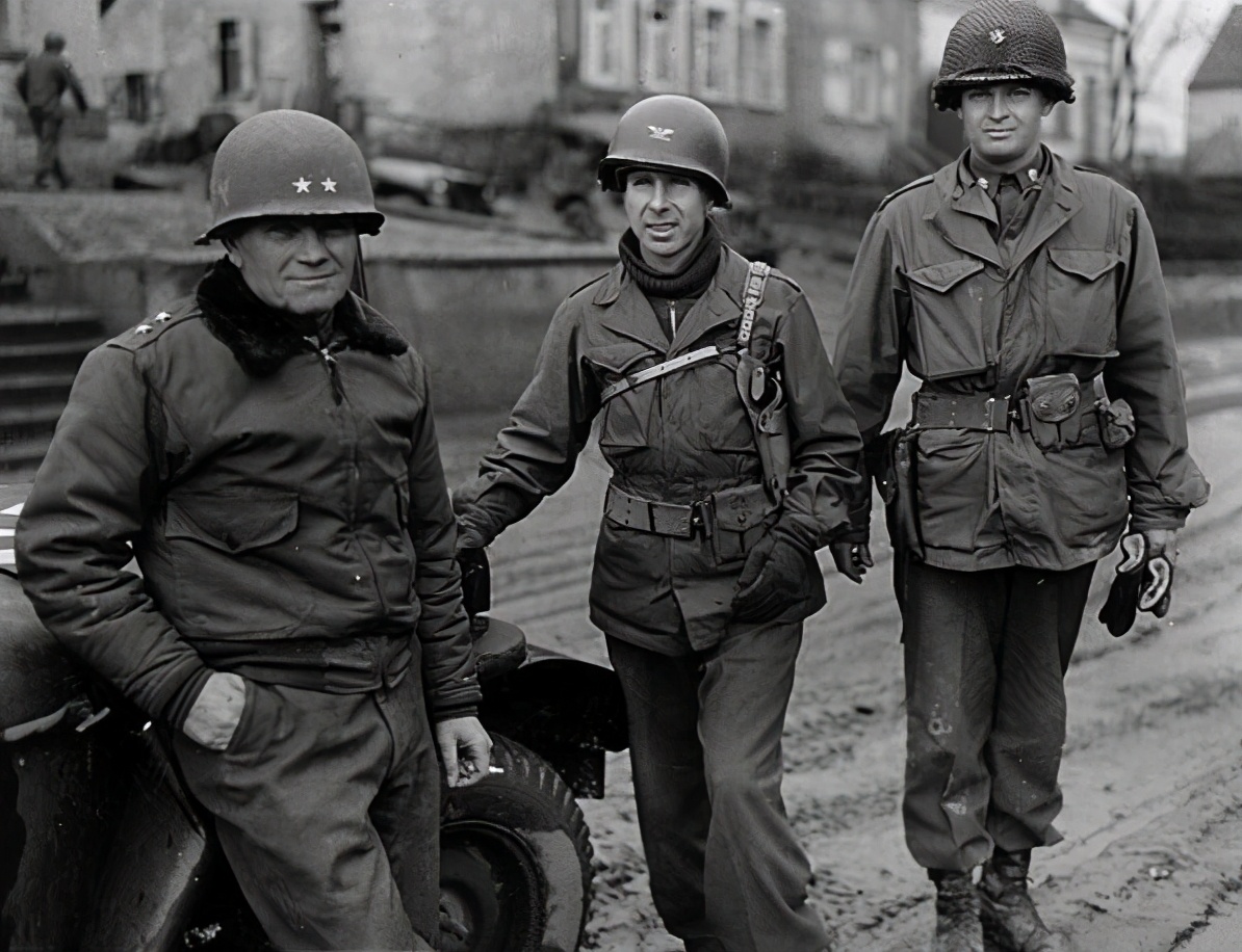 罗蒙复古机车皮衣,想玩机车入门款