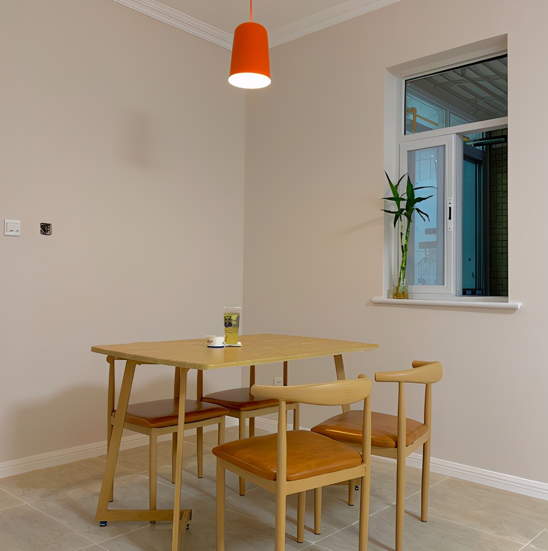 小户型餐桌品牌怎么选,小户型客厅餐厅一体怎么选择餐桌