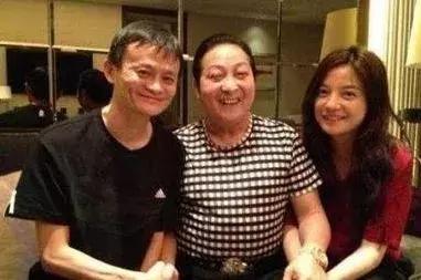 他66岁开始创业赚了1200亿,36岁狂赚50亿元