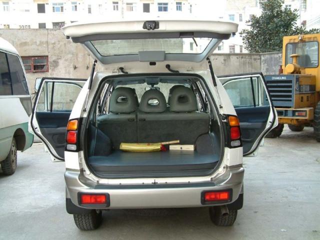 三菱帕杰罗速跑v5,三菱帕杰罗速跑2.4越野车