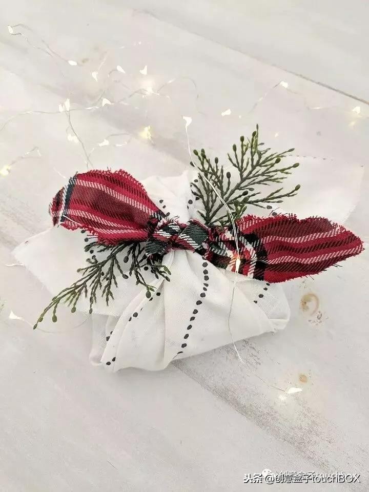 礼物包装教程不用双面胶,六个礼物包装的小技巧