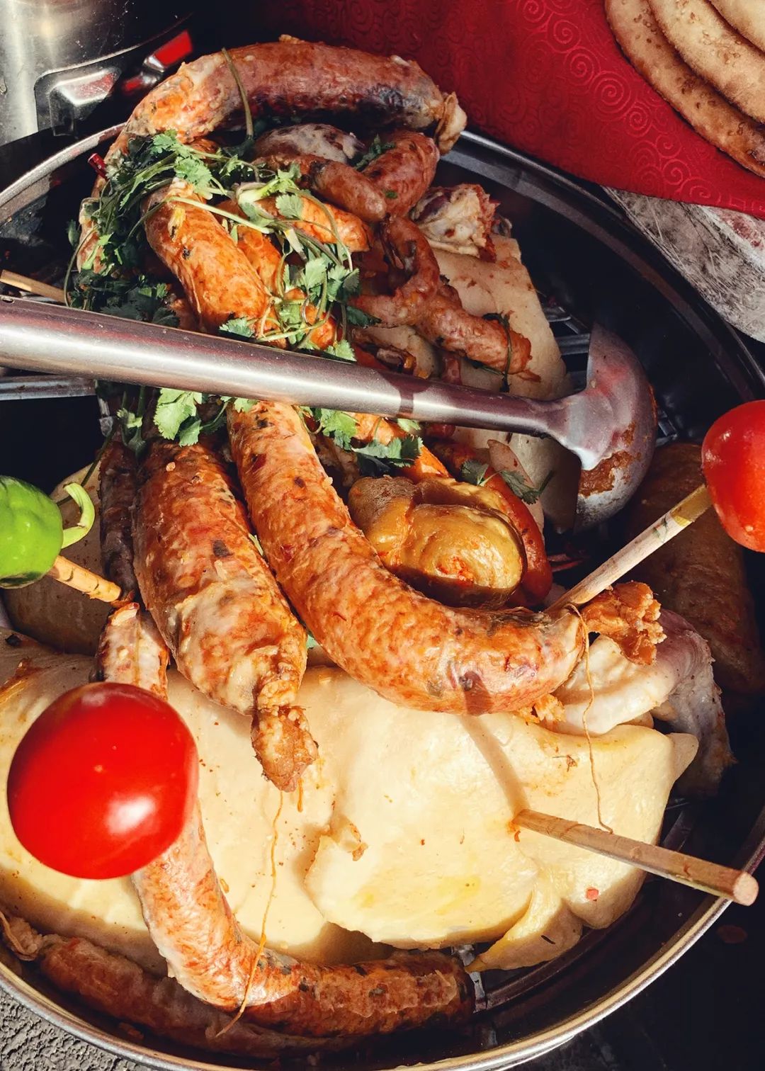 上海哪里有清真美食,上海网红广场美食街