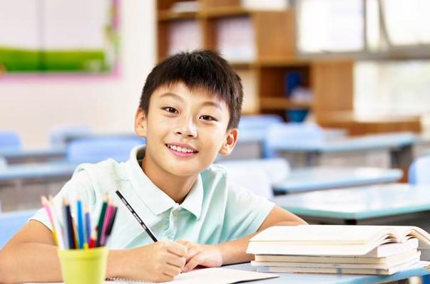 幼儿园的孩子攀比心理怎么办,幼儿园孩子爱攀比的原因