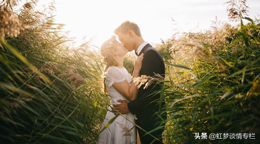 女人千万不要嫁错了男人,女人嫁错了男人就毁掉了一辈子