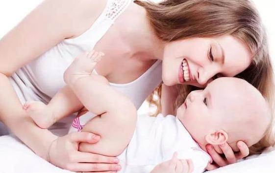 孩子尿床的第一句话,半夜孩子尿床尿完就醒了