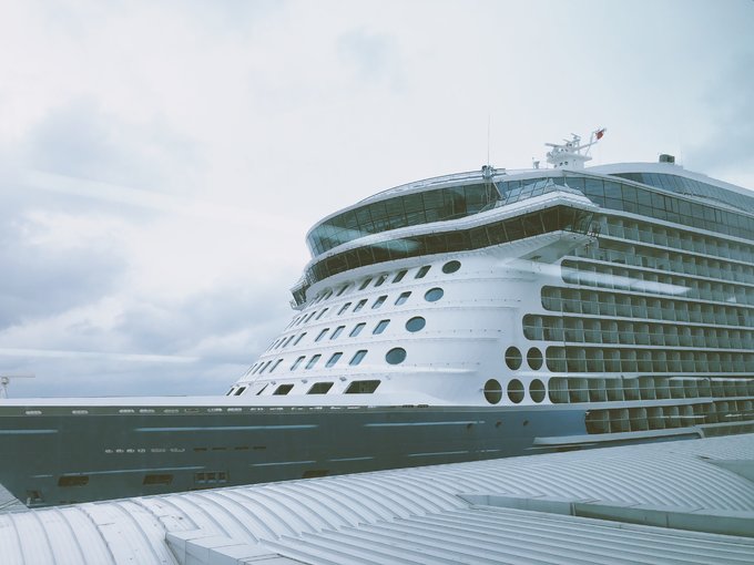 和老人小孩一起旅游,八天七晚豪华游轮旅游