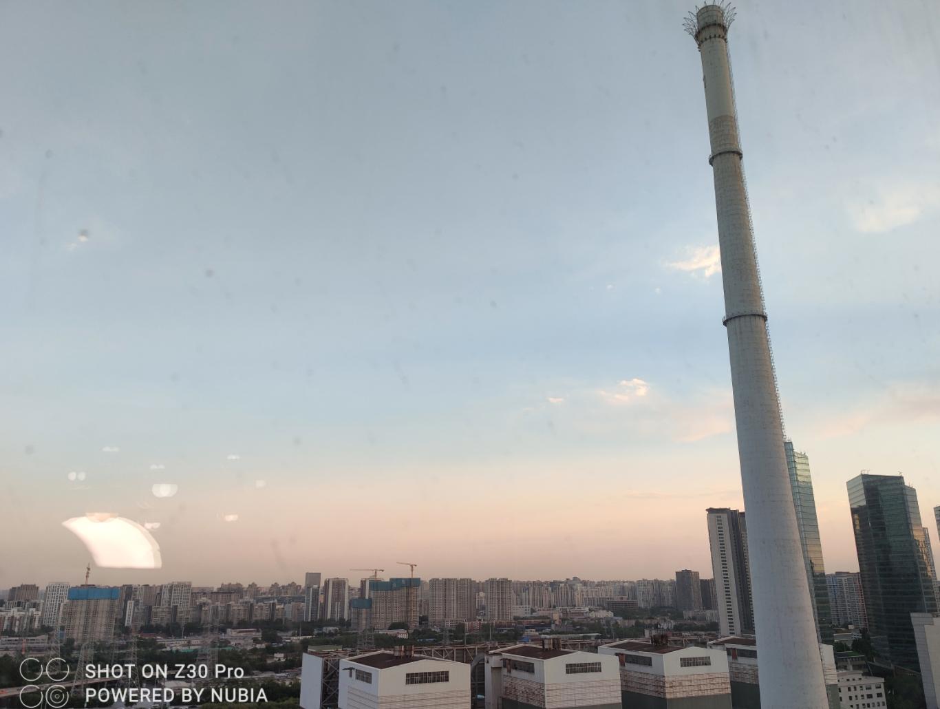 努比亚z30pro真的好用吗,努比亚z30pro什么时候能降到两千