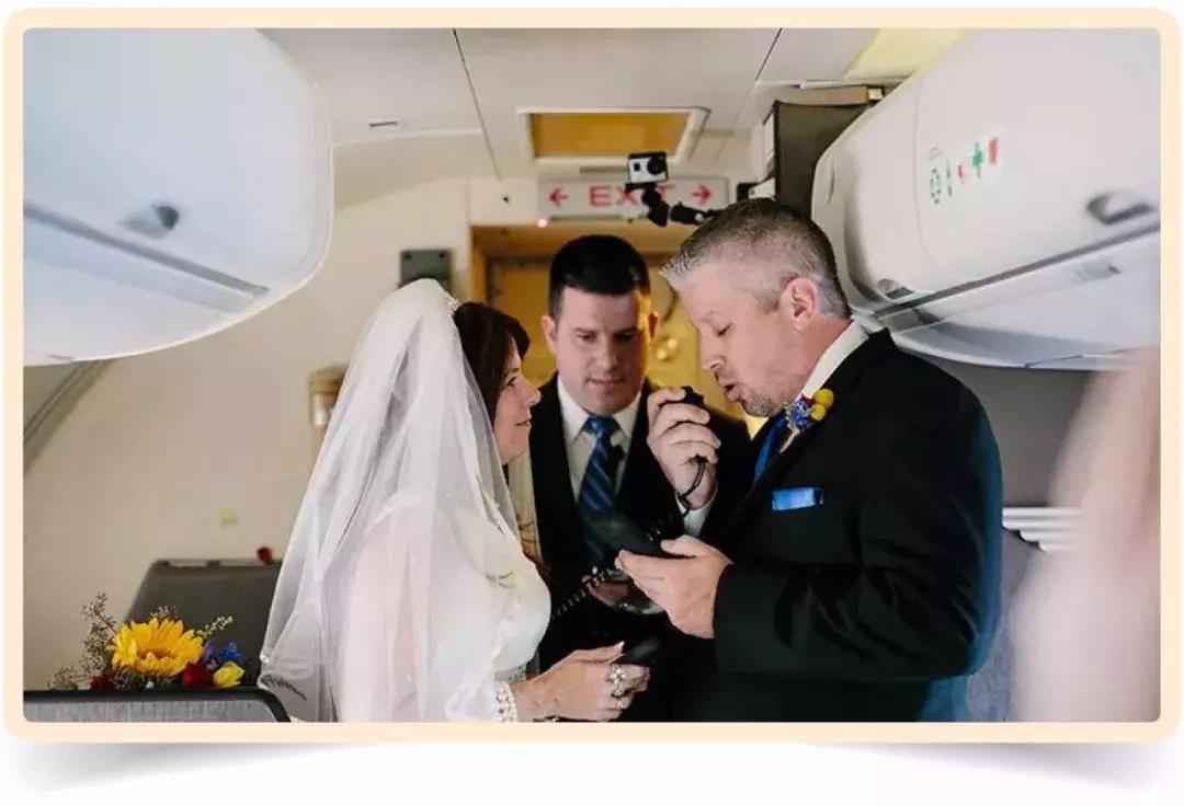 坐飞机见过这么漂亮的空姐吗,空姐坐飞机的奇葩经历