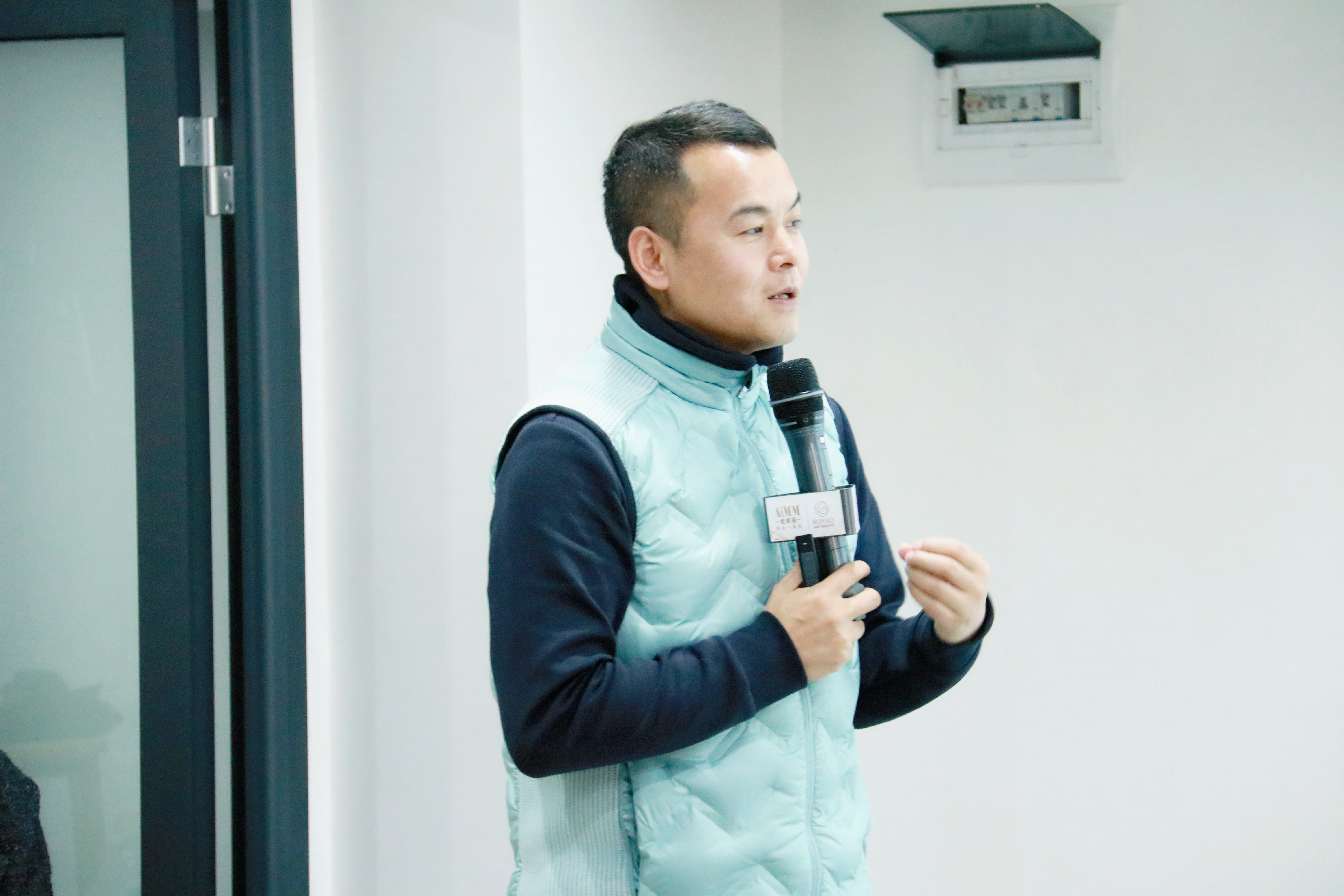 绮妆i美丽|佛山顺德区龙御养生连锁交流会完美落幕