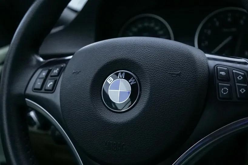 宝马330i敞篷全新多少钱,2011款宝马330i敞篷版