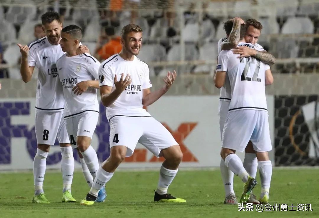 鐖嗗喎娆у啝,95骞存鍐犻粦椹崲妫牎