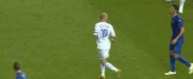 别在路边商量抢银行的计划了，监控探头已经学会了读唇术