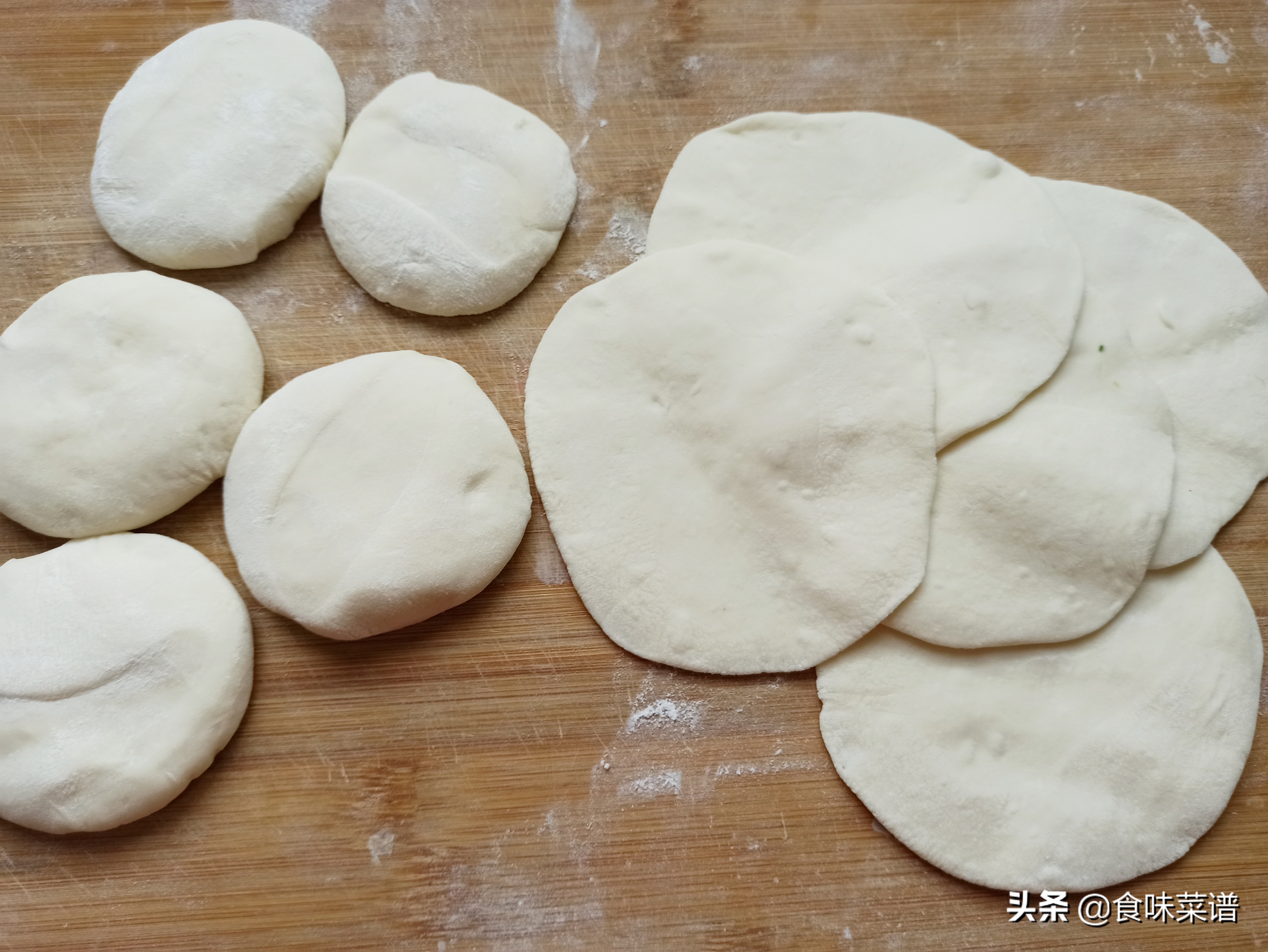 馅饼怎么做又薄又软怎么和面,饭店大白菜和芹菜馅的馅饼咋调馅