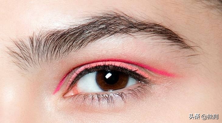 被低估的唇线笔，掌握正确的使用方法，精致唇妆轻松搞定