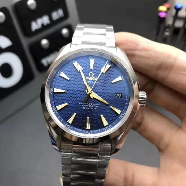 瑞士海关2天销毁广州名表7吨,瑞士美国海关查获劳力士