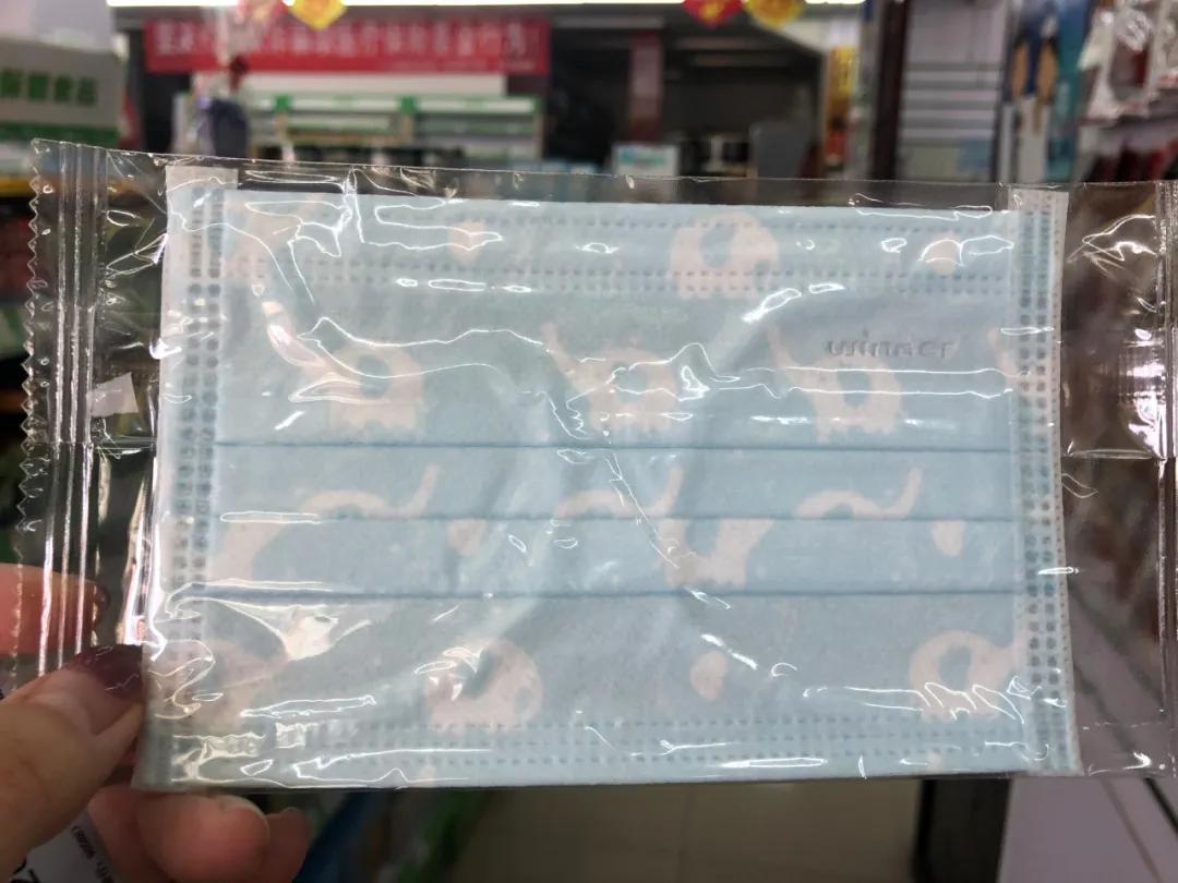 孩子的口罩在网上买还是在药店买,儿童口罩不能随便买