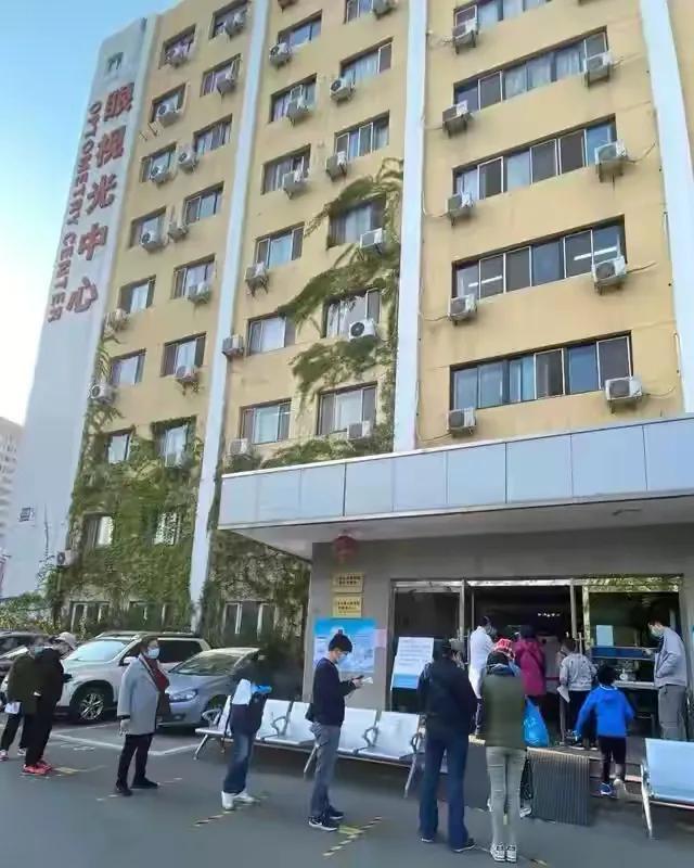 塑形镜免洗护理液,现在塑形镜的护理液有免搓洗的吗