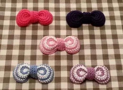 小的丝带蝴蝶结发饰教程,小的蝴蝶结发饰系法