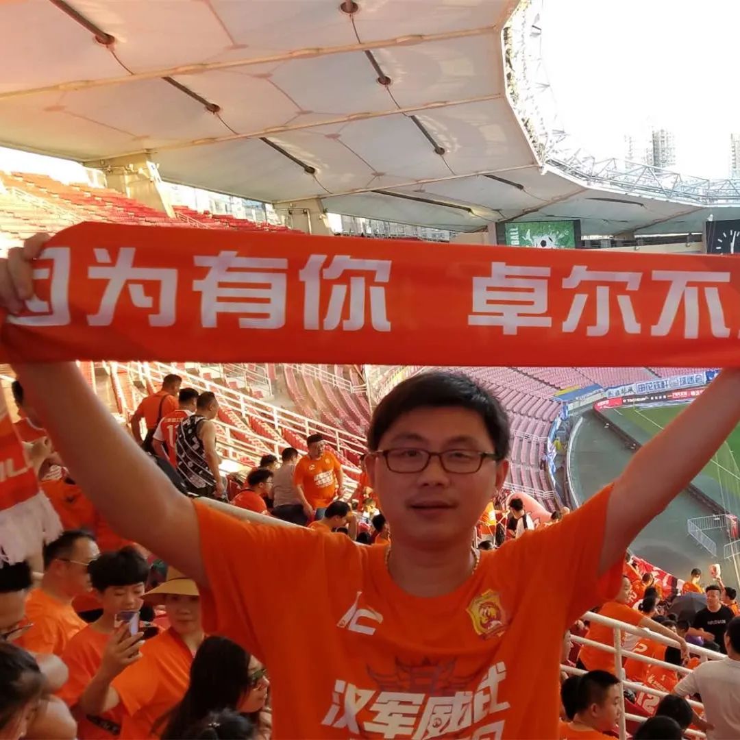 何塞换下卡里索,后防精彩防守