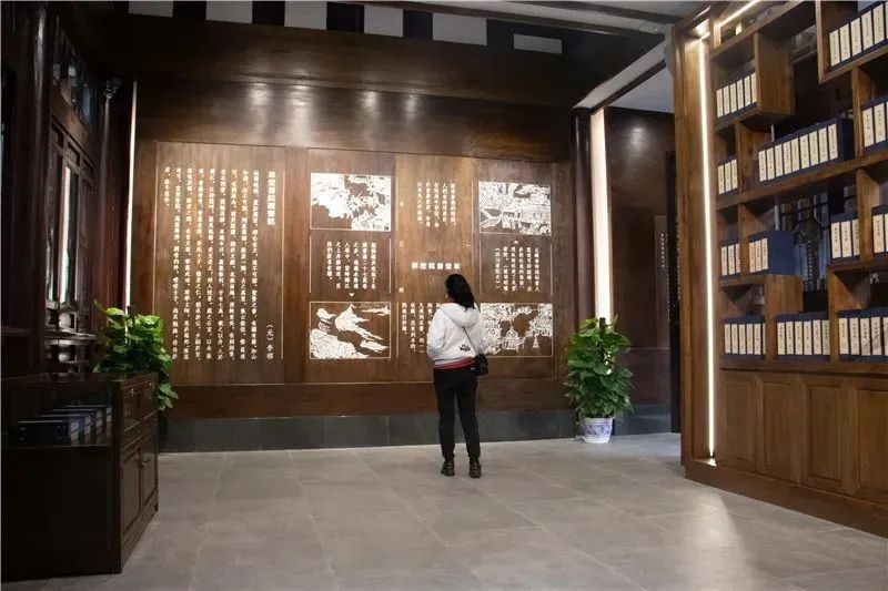 杜甫格律,乐天派辛夷