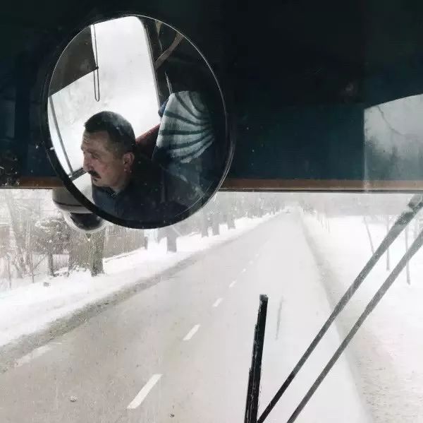 怎么用手机拍出堪比单反的照片,如何用手机拍出单反效果的照片