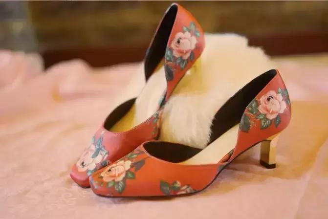 除了撞款的大牌婚鞋，小众+平价的美貌婚鞋走一波