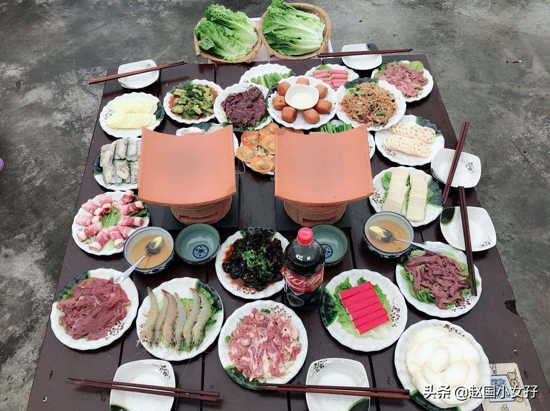 好吃到飞起的瓦片烤肉,终于吃到网红瓦片烤肉了