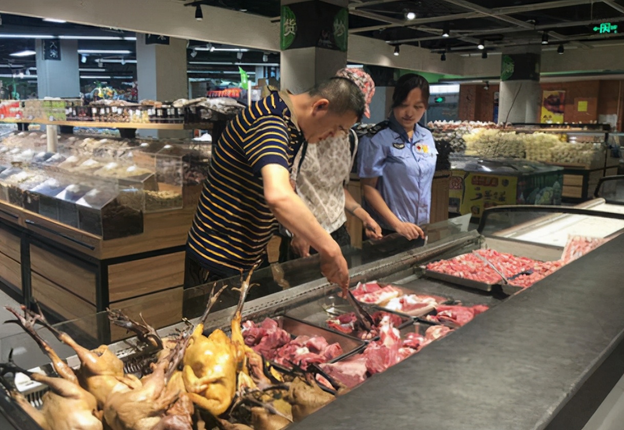 考事业编公务员哪些专业占优势,小白考事业编选哪个机构好些