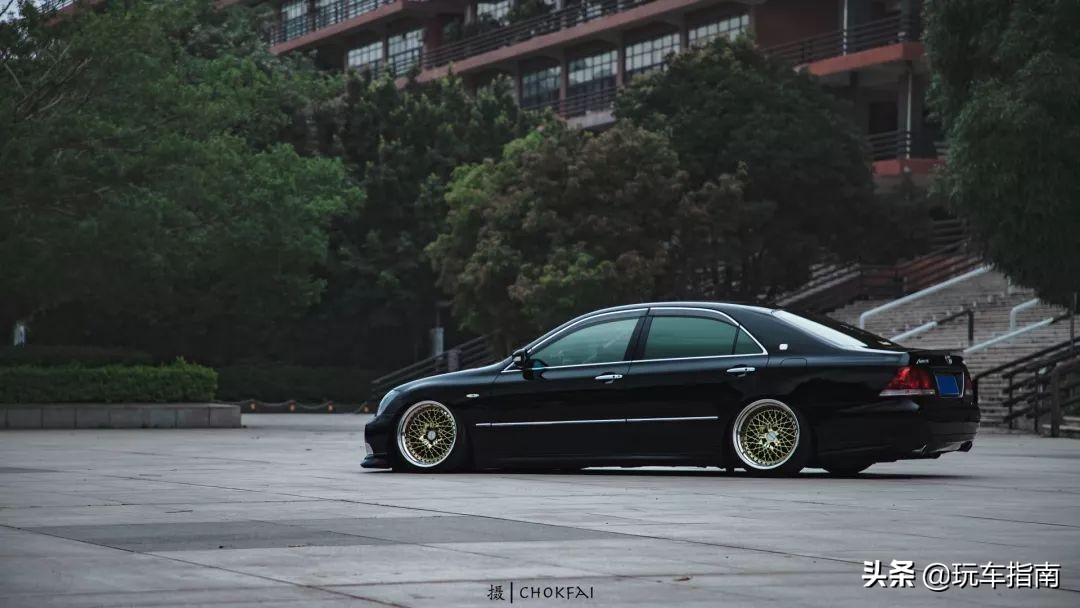 12代皇冠经典改装翻新修复,12代皇冠经典改法