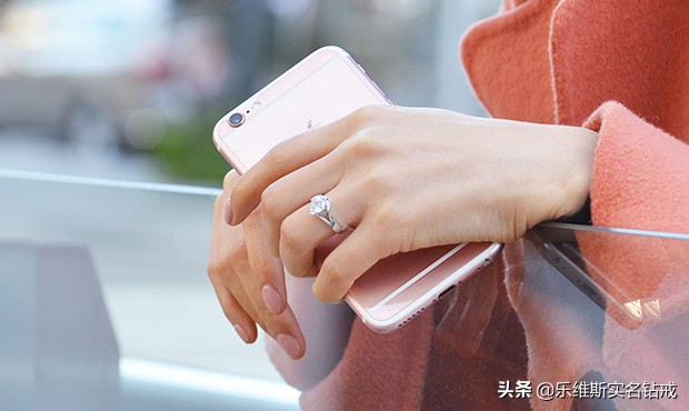 戒指的戴法和意义戴哪个手指,戒指的戴法和意义十个手指随便戴