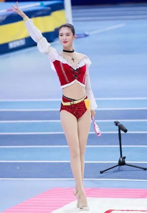 金晨北舞校花照,曾经的北舞校花金晨进了娱乐圈