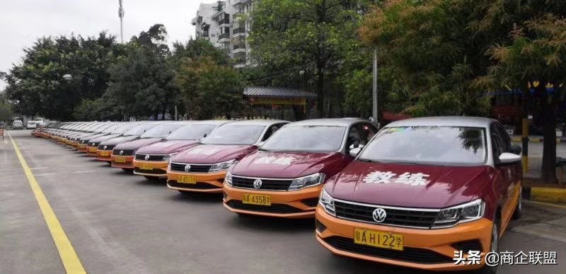 广州安培驾校官网查询入口,广州安培驾校大客车