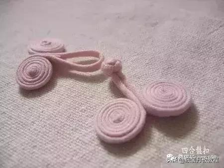 偏襟改良长袖旗袍裙的裁剪方法,两岁宝宝偏襟棉袄裁剪与制作视频