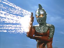 圆谷的亲儿子赛文奥特曼,圆谷亲儿子赛文被气得不行