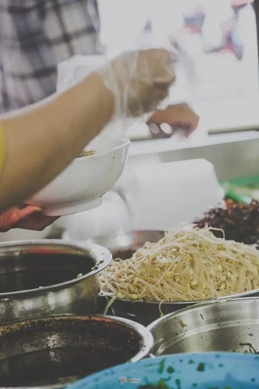 这碗粉说不上哪里好，但就是谁也替代不了...