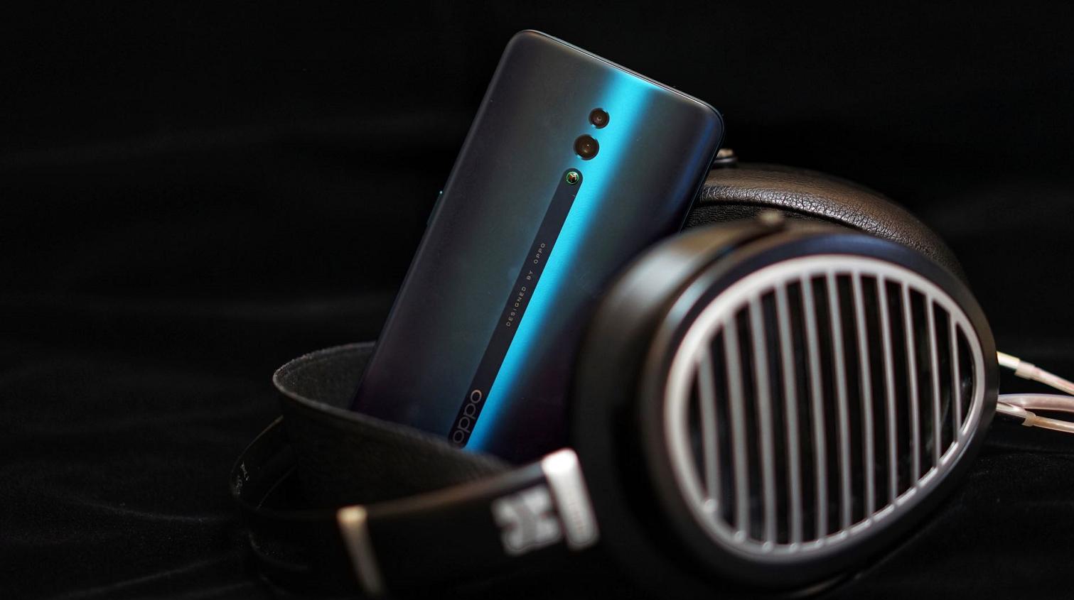 opporeno十倍变焦外放音质,opporeno配什么耳机好