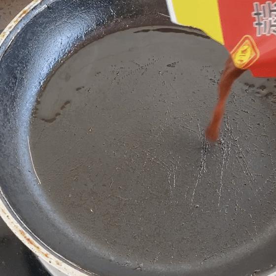 整个朋友圈都在刷《动森》，而我却爱上了在厨房刷锅