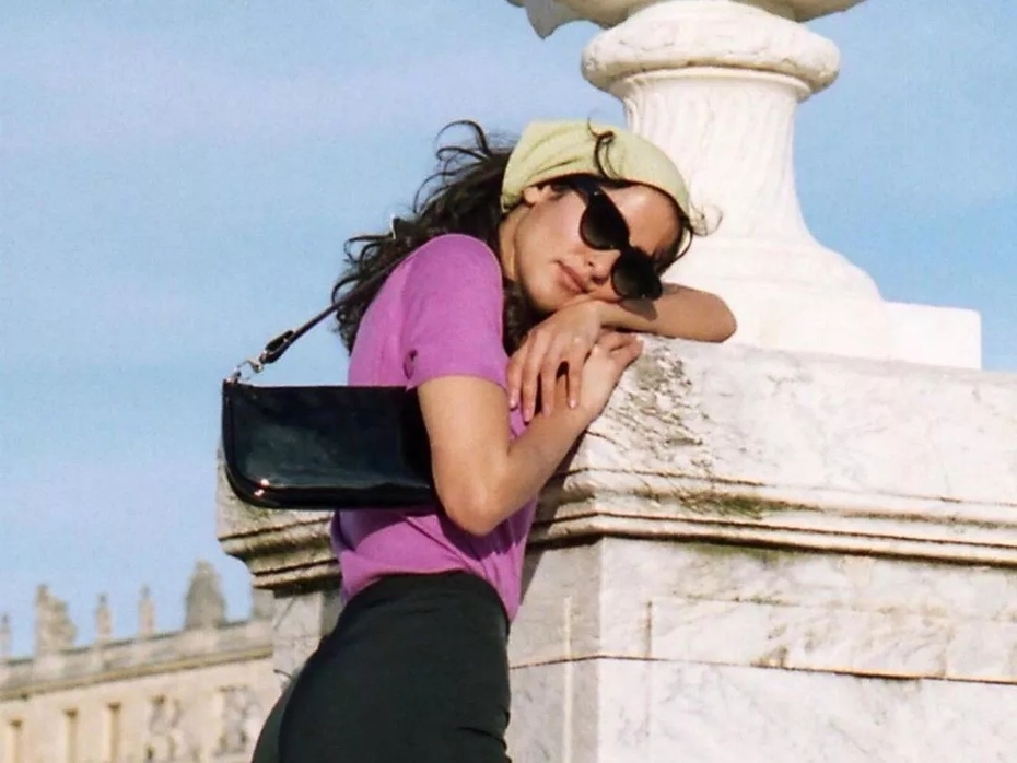 各种各样的名牌包包,千奇百怪的包包