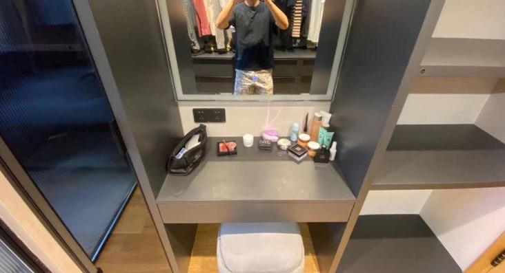 原木色极简家,黑白原木极简风格