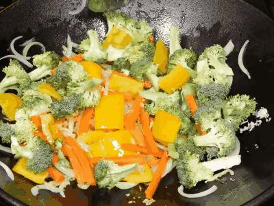 最新款无烟不粘锅,一款又便宜又实用的不粘锅