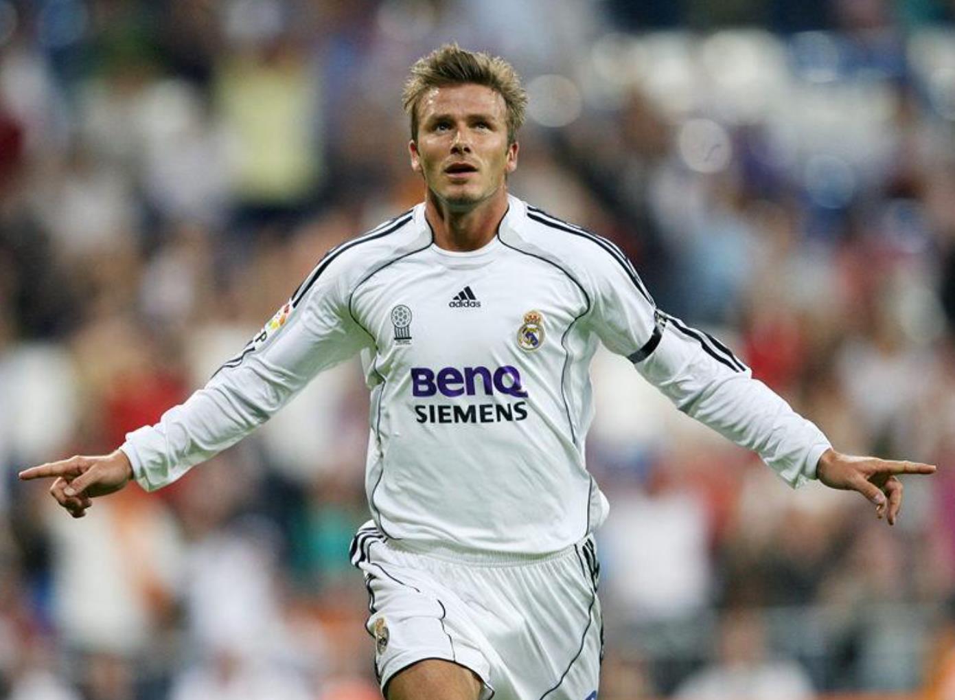 足球442阵型解析,442阵型中场站位有哪些