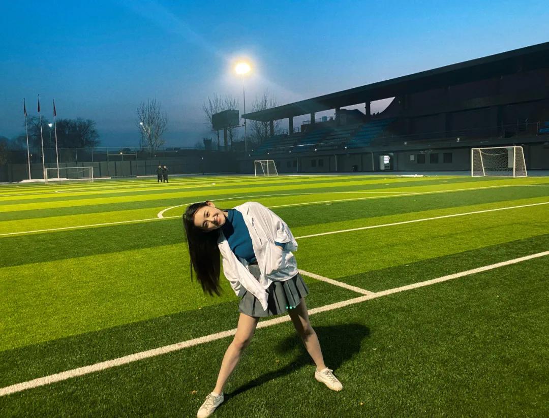 国内小花有哪些,95后小花最会穿搭