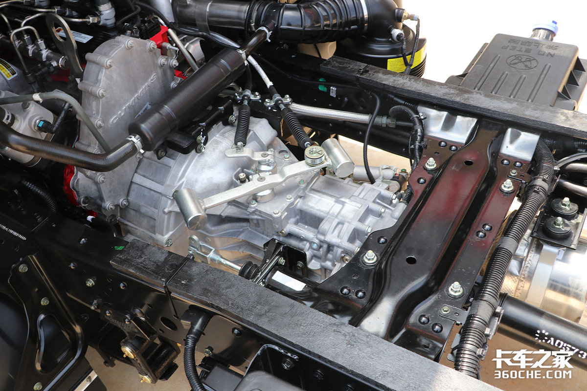 福康f2.5最大多少马力,福康f2.5欧马可轻卡报价